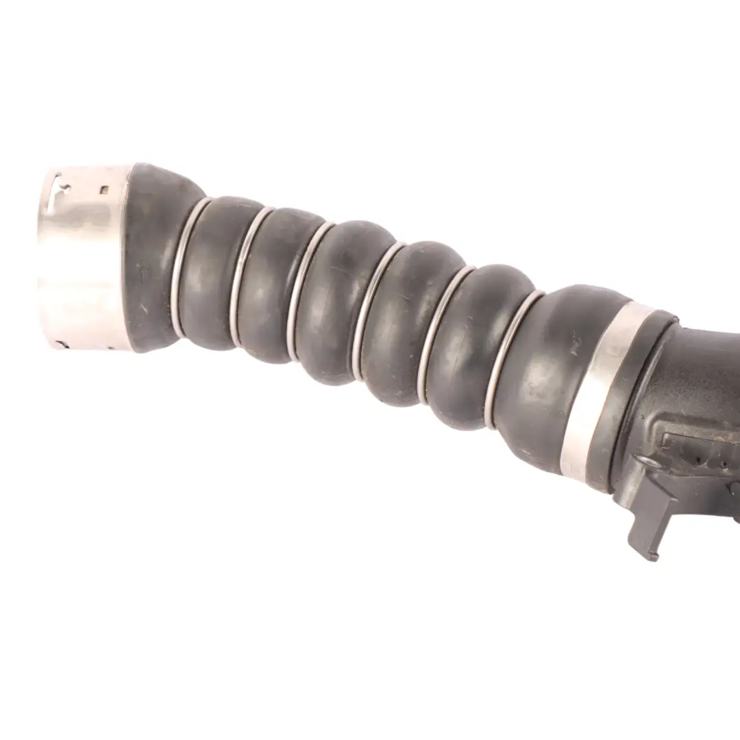 Pipe BMW F45 225xe Mini F60 SE ALL4 Charge Air Line Hybrid to Intercooler with Part number 8618372 Intercooler Pipe BMW F45 225xe Mini F60 SE ALL4 Charge Air Line Hybrid - SKU 8618372 - Part number 8618372
