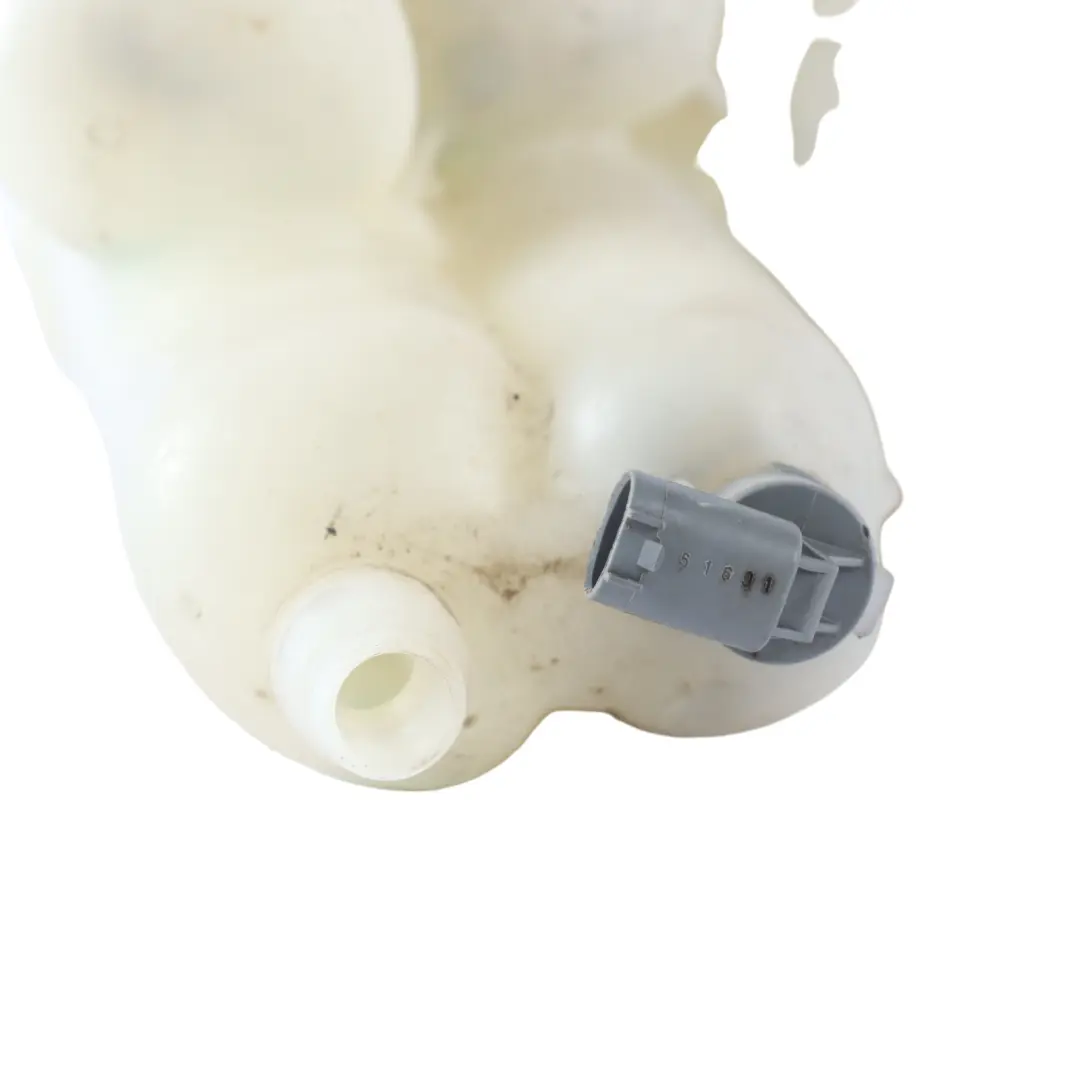 Coolant Rad Cooling Expansion Tank to BMW X5 F15 E70 X6 F16 E71 with Part number 8630170 BMW X5 F15 E70 X6 F16 E71 Coolant Rad Cooling Expansion Tank - SKU 8630170 - Part number 8630170