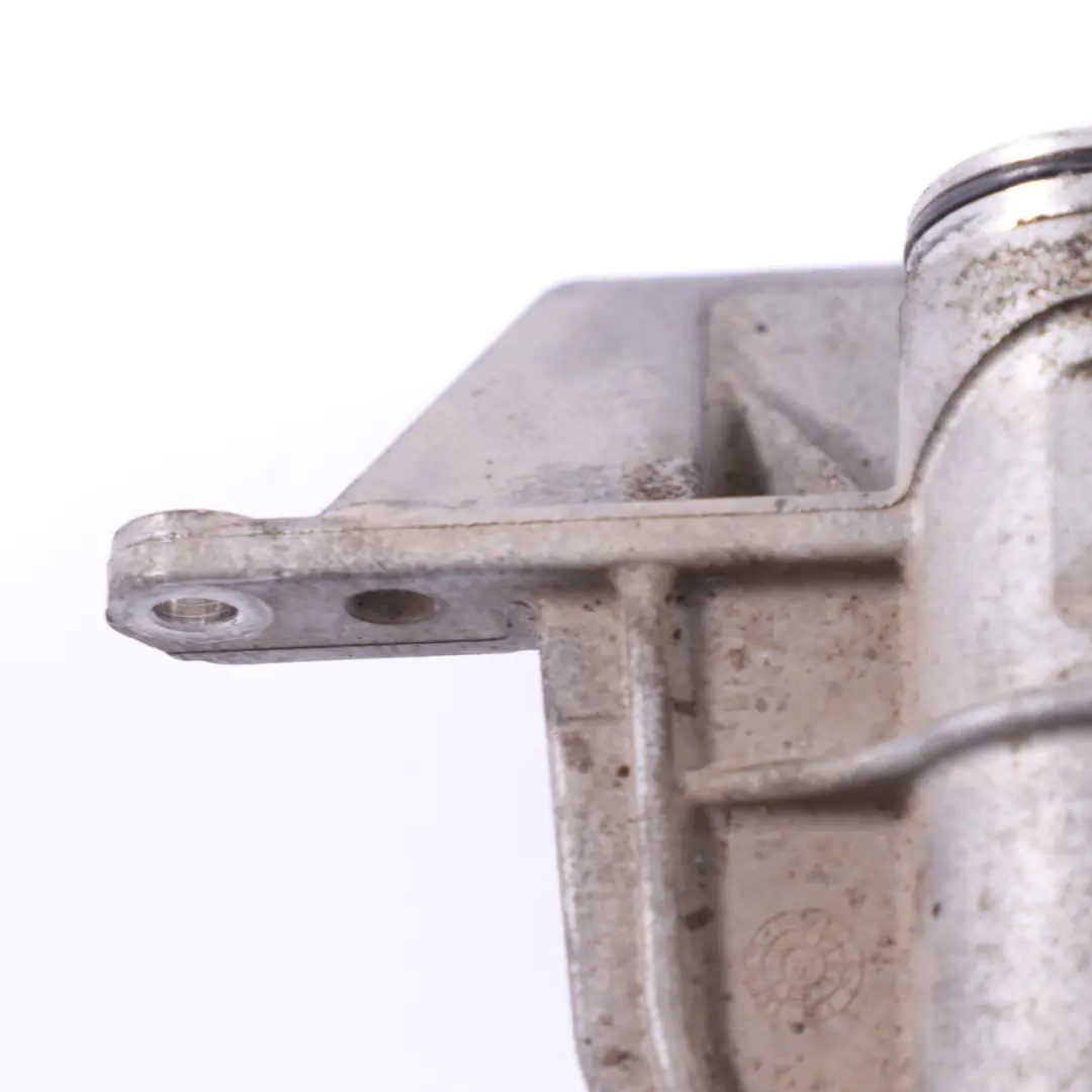 Driveshaft Front Supporting Bracket Mount to BMW X3 G01 X4 G02 G20 G30 with Part number 8639382 BMW X3 G01 X4 G02 G20 G30 Driveshaft Front Supporting Bracket Mount - SKU 8639382 - Part number 8639382