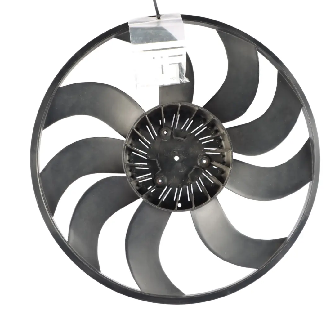 Ventilador del radiador BMW F20 F21 F30 F31 Refrigeración del motor para con número de pieza 8641963 Ventilador del radiador BMW F20 F21 F30 F31 Refrigeración del motor - SKU 8641963-5 - Número de pieza 8641963