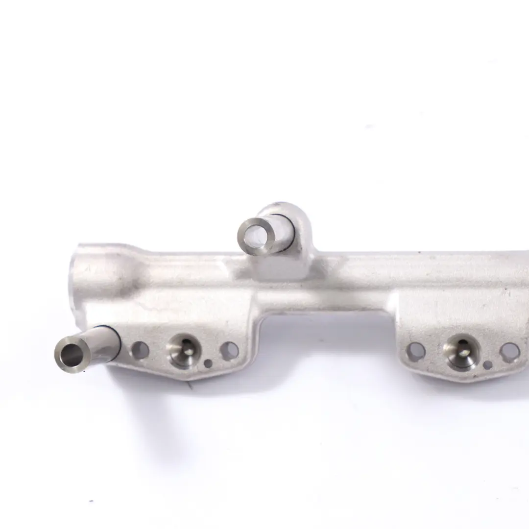 Capteur De Rampe D'Injection Haute Pression pour BMW F40 F44 Mini F55 F56 à propos du numéro de pièce 8665633 BMW F40 F44 Mini F55 F56 Capteur De Rampe D'Injection Haute Pression - SKU 8665633-1 - Numéro de pièce 8665633