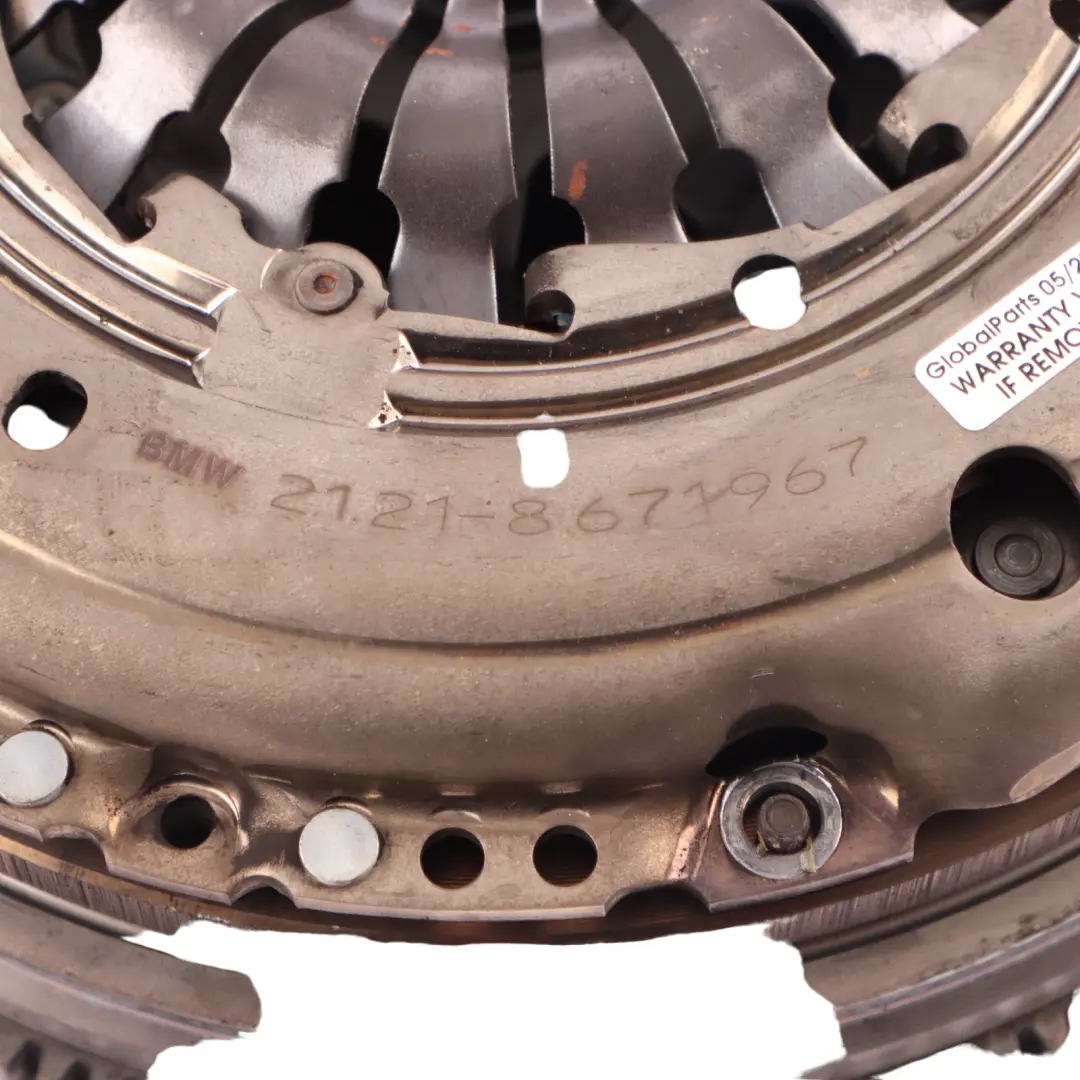 Clutch Set BMW F46 Petrol B38 DMF Flywheel Clutch Plate Pressure Plate to with Part number 8698751 Clutch Set BMW F46 Petrol B38 DMF Flywheel Clutch Plate Pressure Plate - SKU 8671967 - Part number 8698751