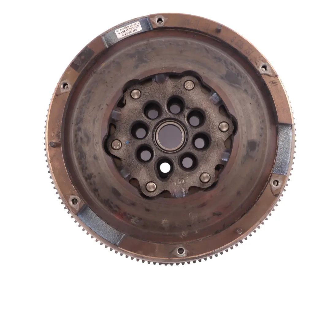 Clutch Set BMW F46 Petrol B38 DMF Flywheel Clutch Plate Pressure Plate to with Part number 8698751 Clutch Set BMW F46 Petrol B38 DMF Flywheel Clutch Plate Pressure Plate - SKU 8671967 - Part number 8698751