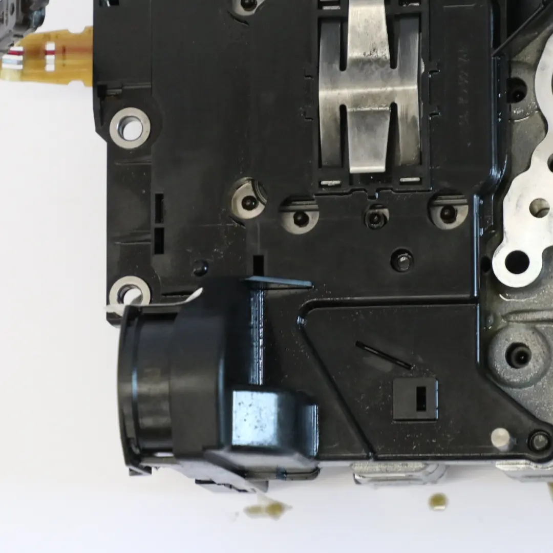 Mechatronics Automatic Gearbox BMW F10 F11 535d F13 640d N57Z GA8HP70Z to with Part number 8687818 Mechatronics Automatic Gearbox BMW F10 F11 535d F13 640d N57Z GA8HP70Z - SKU 8687818 - Part number 8687818