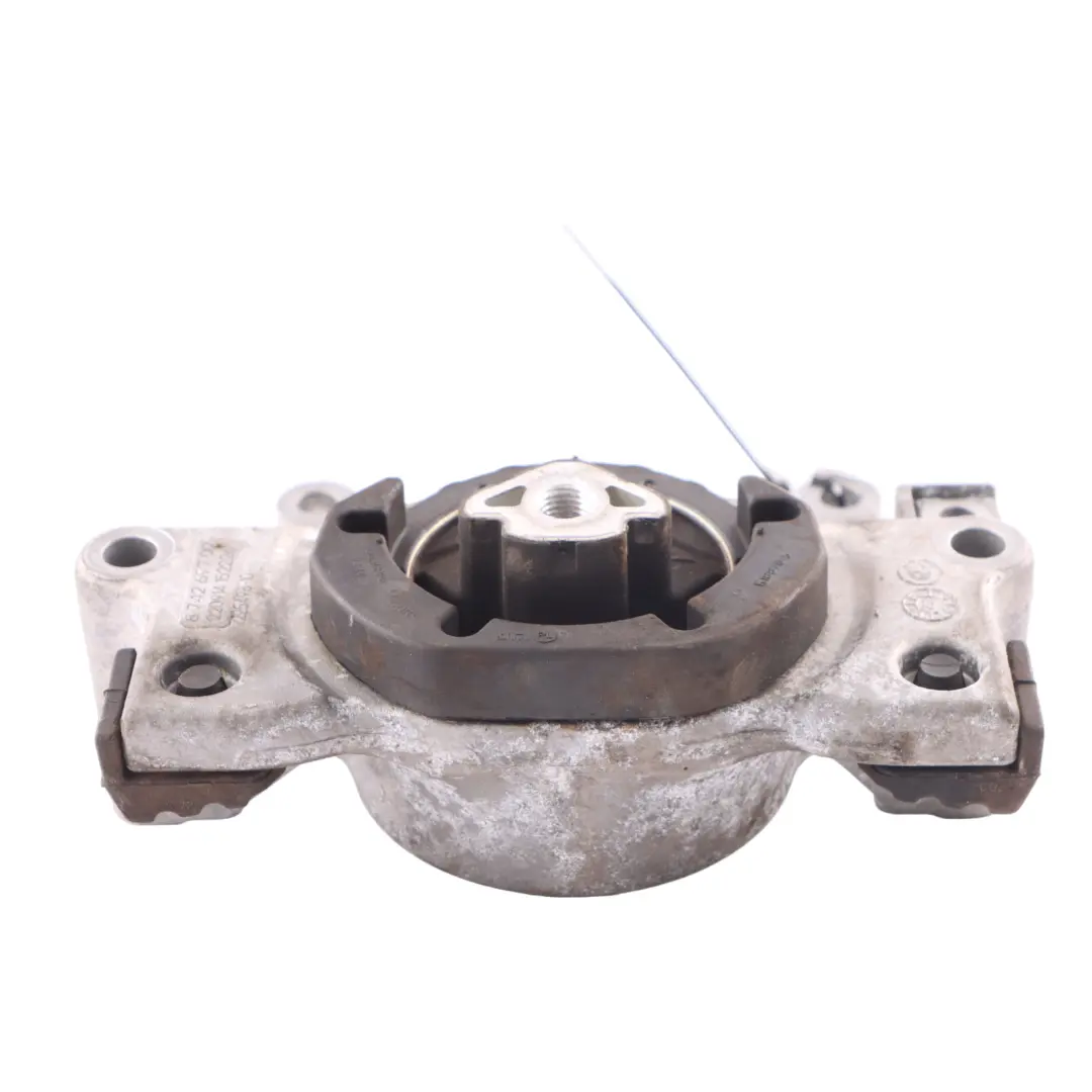 Gearbox Mount Support Bracket Transmission to BMW G30 with Part number 8742697 BMW G30 Gearbox Mount Support Bracket Transmission - SKU 8742697 - Part number 8742697