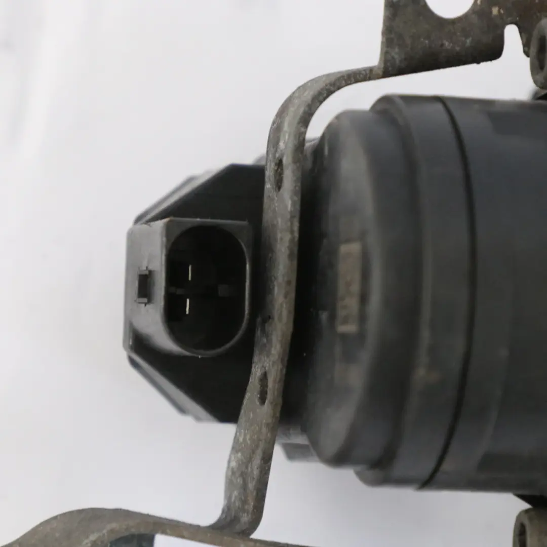 Alloggiamento pinza freno posteriore destra per BMW G20 con numero di parte 8836838 BMW G20 Alloggiamento pinza freno posteriore destra - SKU 8836838 - Numero di parte 8836838