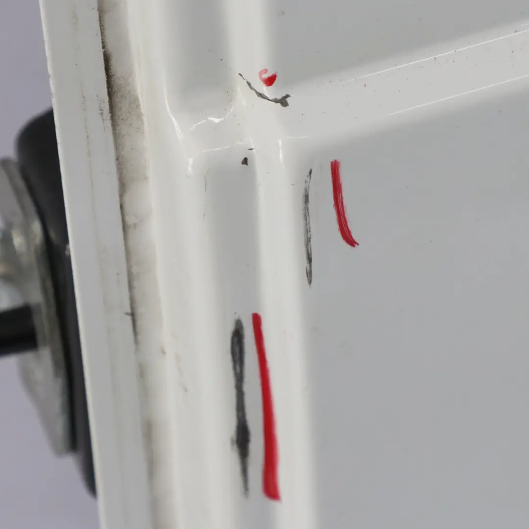 Arrière Droite Hayon Coffre Ice White - 389 pour Renault Trafic III Porte à propos du numéro de pièce 901008132R Renault Trafic III Porte Arrière Droite Hayon Coffre Ice White - 389 - SKU 901008132R-ICW - Numéro de pièce 901008132R