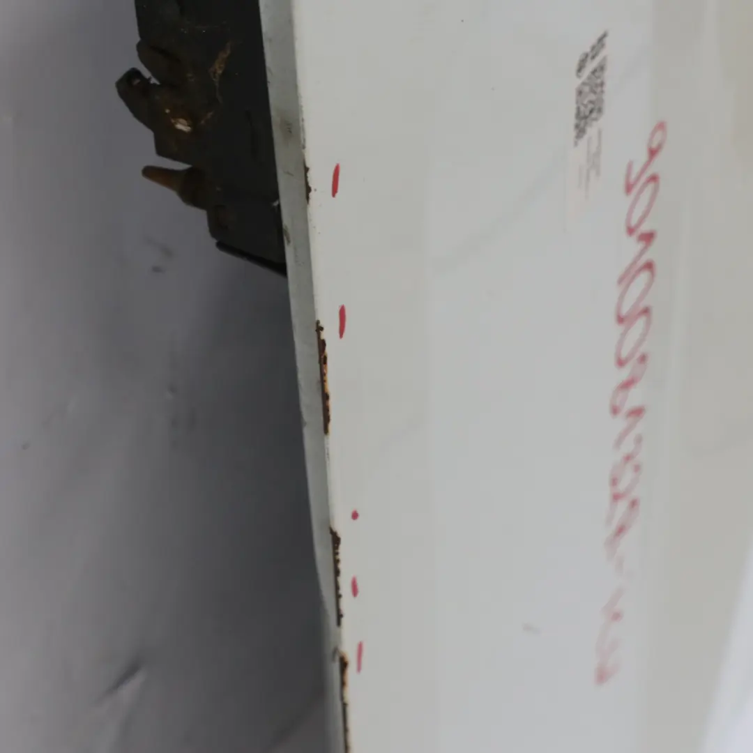 Puerta Trasera Derecha Tapa Maletero Ice White - 389 para Renault Trafic III con número de pieza 901008132R Renault Trafic III Puerta Trasera Derecha Tapa Maletero Ice White - 389 - SKU 901008132R-ICW - Número de pieza 901008132R