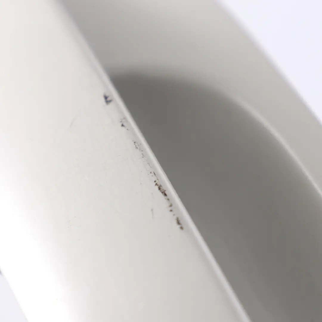 Tür Griff Exterieur Hintertür Links Alpinweiß 3 - 300 für BMW E38 mit Teilenummer 9068577 BMW E38 Tür Griff Exterieur Hintertür Links Alpinweiß 3 - 300 - SKU 9068577-AW - Teilenummer 9068577