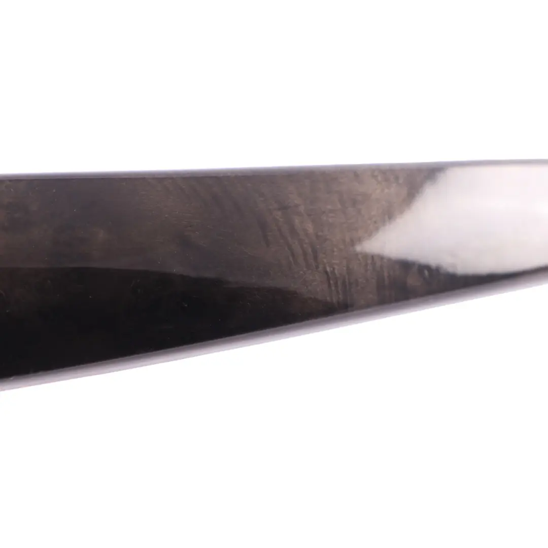 Embellecedor Tirador Puerta Interior Izquierdo Gris Chopo para BMW E81 E82 E87 LCI 1 con número de pieza 9140361 BMW E81 E82 E87 LCI 1 Embellecedor Tirador Puerta Interior Izquierdo Gris Chopo - SKU 9140361-1 - Número de pieza 9140361