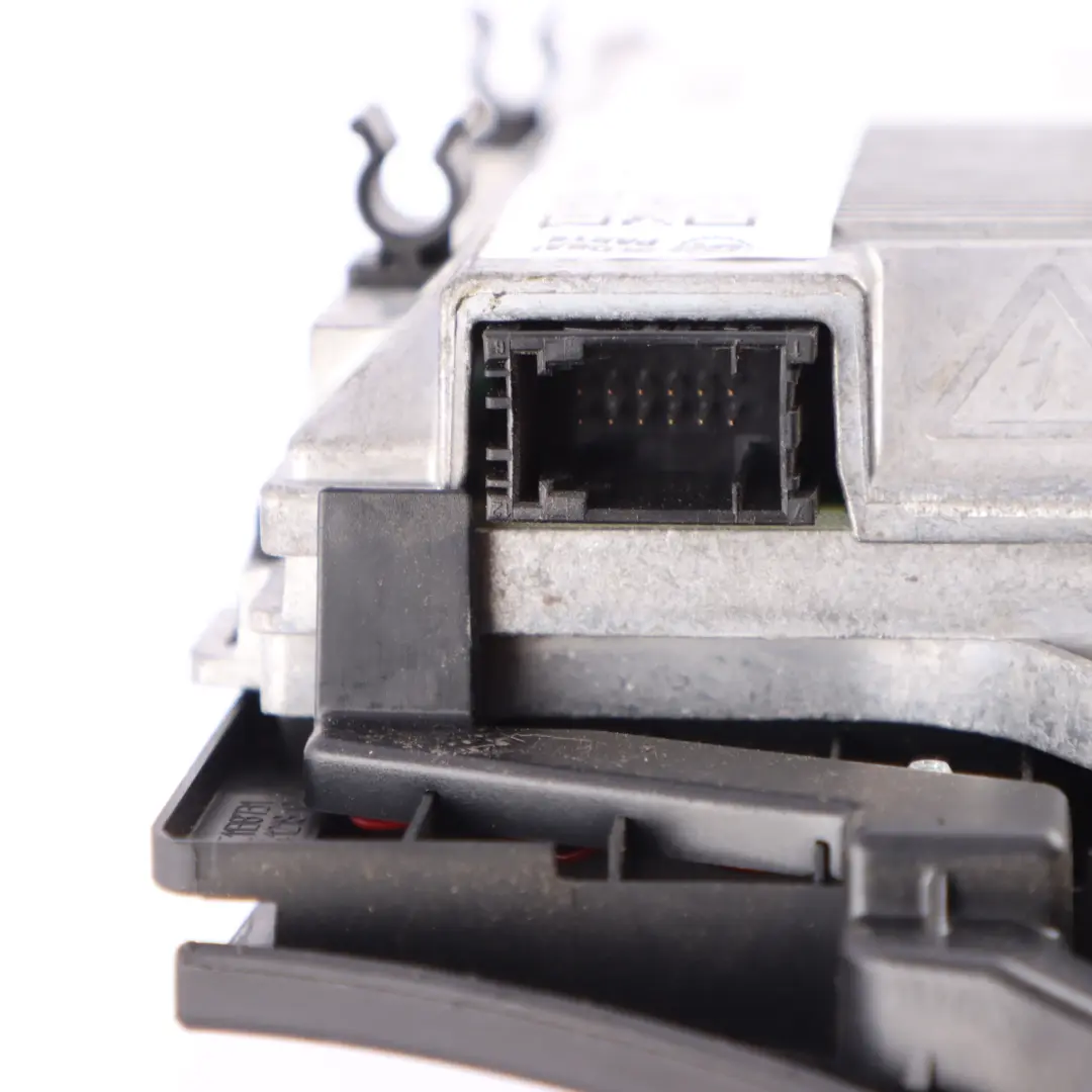 Dashboard Onboard Monitor Display Screen 6,5" to BMW X5 X6 E70 E71 with Part number 9146649 BMW X5 X6 E70 E71 Dashboard Onboard Monitor Display Screen 6,5" - SKU 9146649 - Part number 9146649