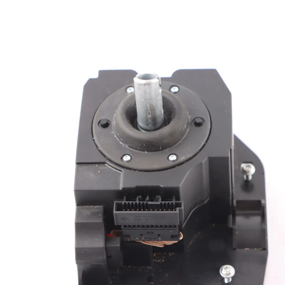 Shiftbox Gearshift Gear Selector Switch Shifter to BMW E60 E61 E63 E64 LCI with Part number 9165671 BMW E60 E61 E63 E64 LCI Shiftbox Gearshift Gear Selector Switch Shifter - SKU 9165671 - Part number 9165671