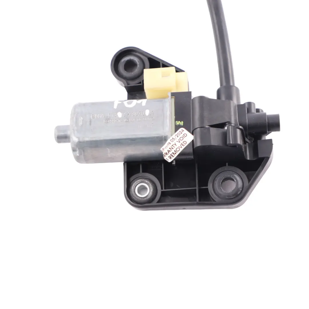 Sun Blind Shade Motor BMW F01 F02 F04 Motor Drive Rear Door Right O/S to with Part number 9178670 Sun Blind Shade Motor BMW F01 F02 F04 Motor Drive Rear Door Right O/S - SKU 9178670 - Part number 9178670