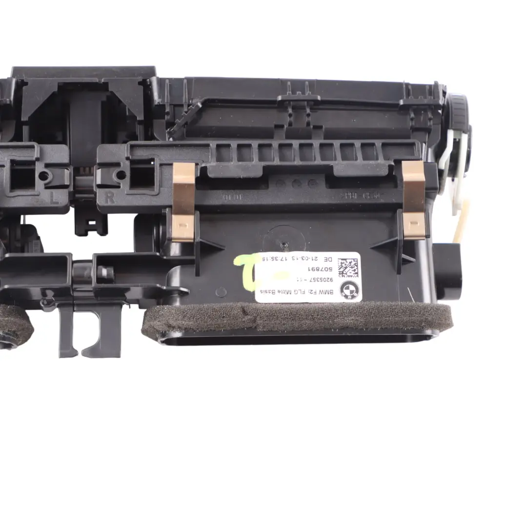 Fresh Air Grille BMW F20 F21 Centre Dash Vent Black to with Part number 9205357 Fresh Air Grille BMW F20 F21 Centre Dash Vent Black - SKU 9205357-2 - Part number 9205357