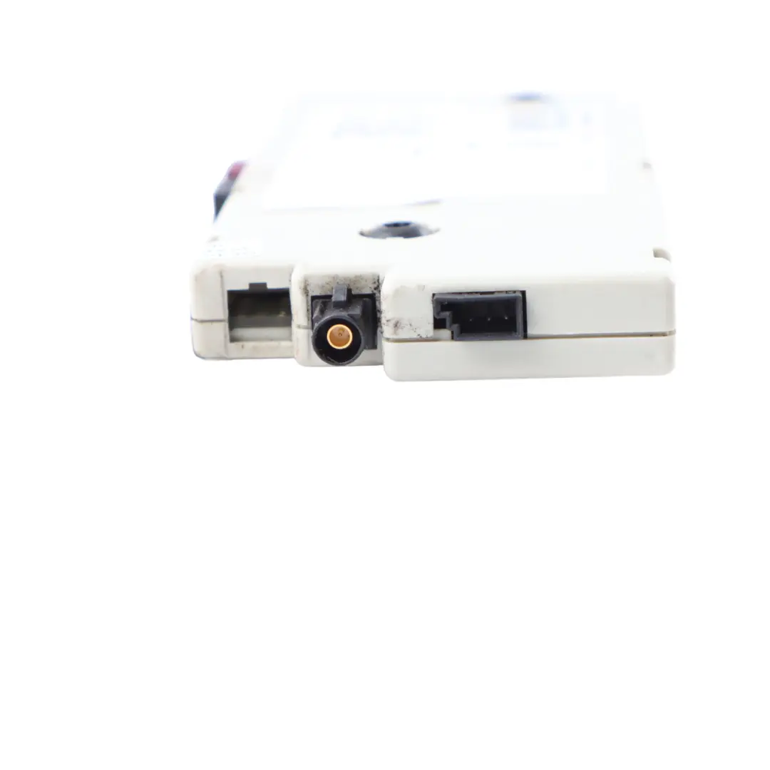 Antenna Amplifier Diversity Module Unit to BMW F12 with Part number 9206683 BMW F12 Antenna Amplifier Diversity Module Unit - SKU 9206683 - Part number 9206683