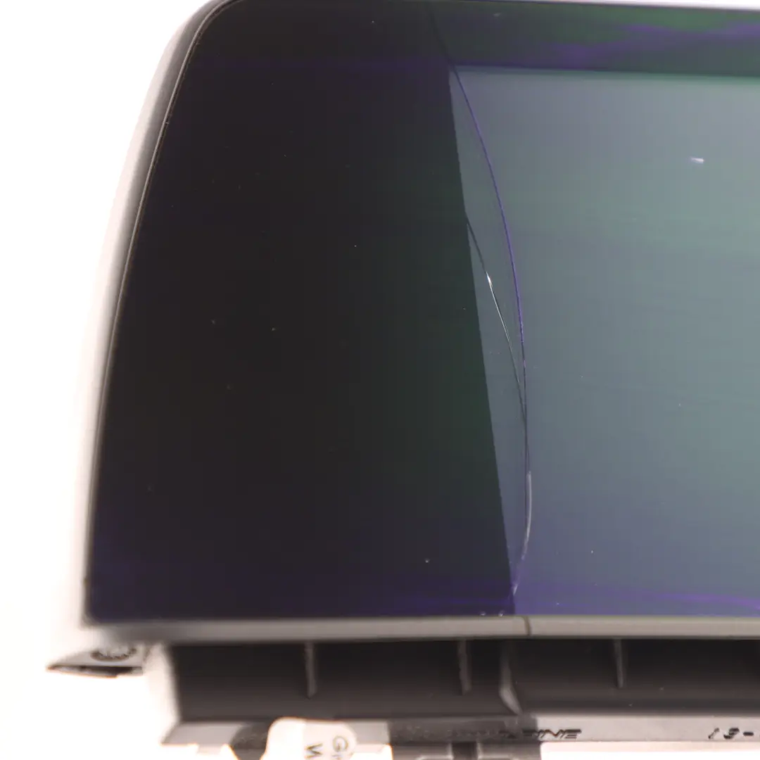 Display Screen Dashboard Central Information Unit 6,5" to BMW F30 F32 with Part number 9292247 BMW F30 F32 Display Screen Dashboard Central Information Unit 6,5" - SKU 9292247-3 - Part number 9292247