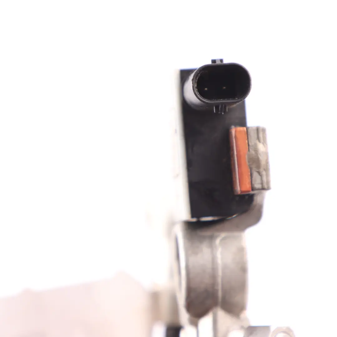 Wire IBS Negative Battery Lead Cable Sensor to BMW X5 X6 F15 F16 Battery with Part number 9329885 BMW X5 X6 F15 F16 Battery Wire IBS Negative Battery Lead Cable Sensor - SKU 9329885 - Part number 9329885