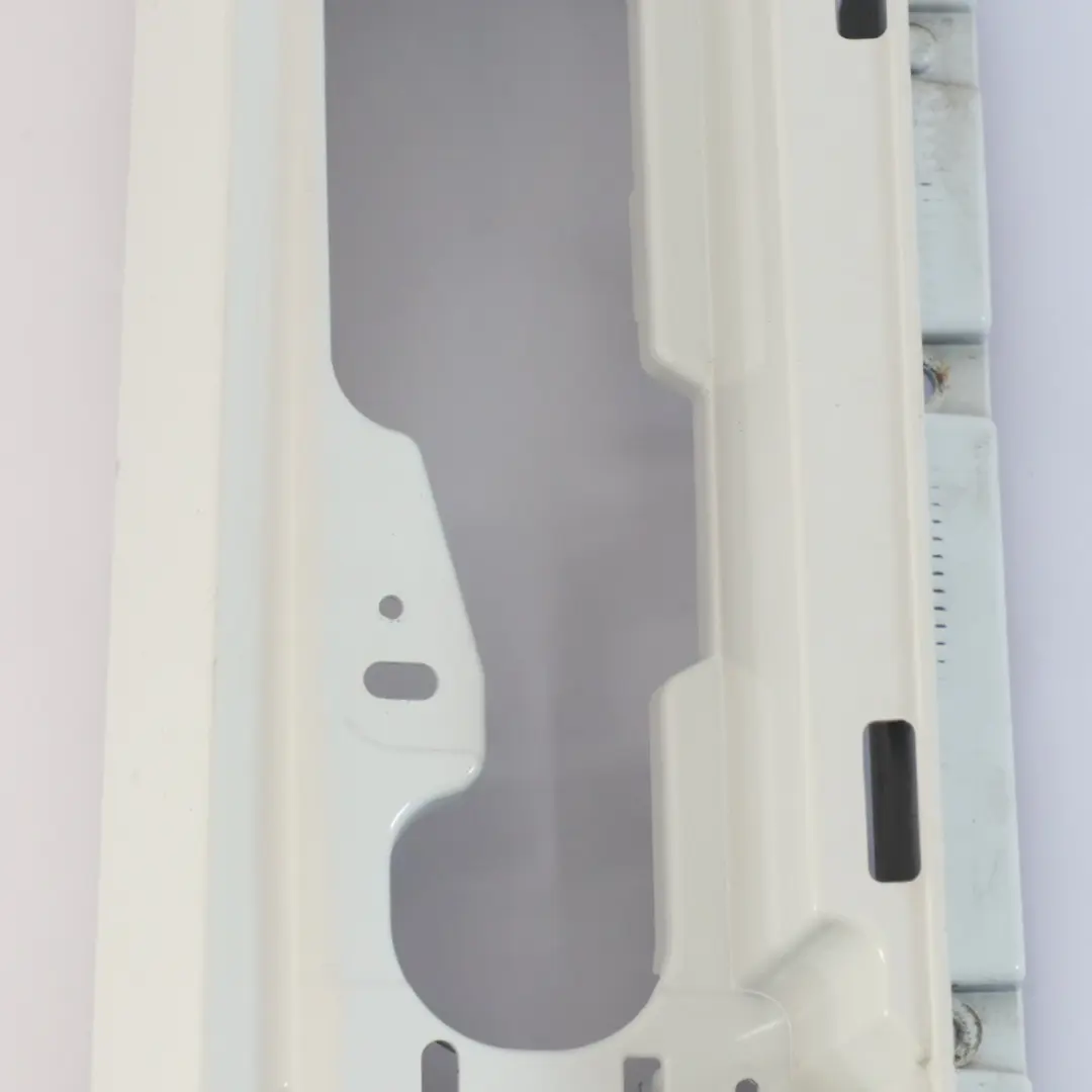 Lamp Frame Rear Left N/S Tail Light Trim Cover Ice White - 389 to Renault Trafic 3 with Part number 93450958-ICW Renault Trafic 3 Lamp Frame Rear Left N/S Tail Light Trim Cover Ice White - 389 - SKU 93450958-ICW - Part number 93450958-ICW