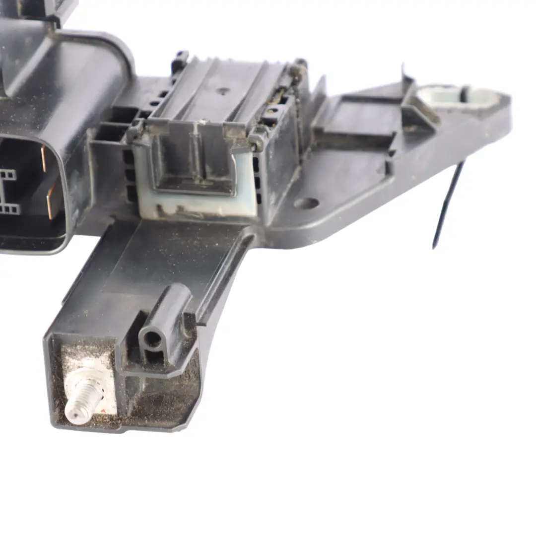 External Ignition Base BMW F20 F30 F32 F33 Power Terminal Distribution to with Part number 9356156 External Ignition Base BMW F20 F30 F32 F33 Power Terminal Distribution - SKU 9356156 - Part number 9356156