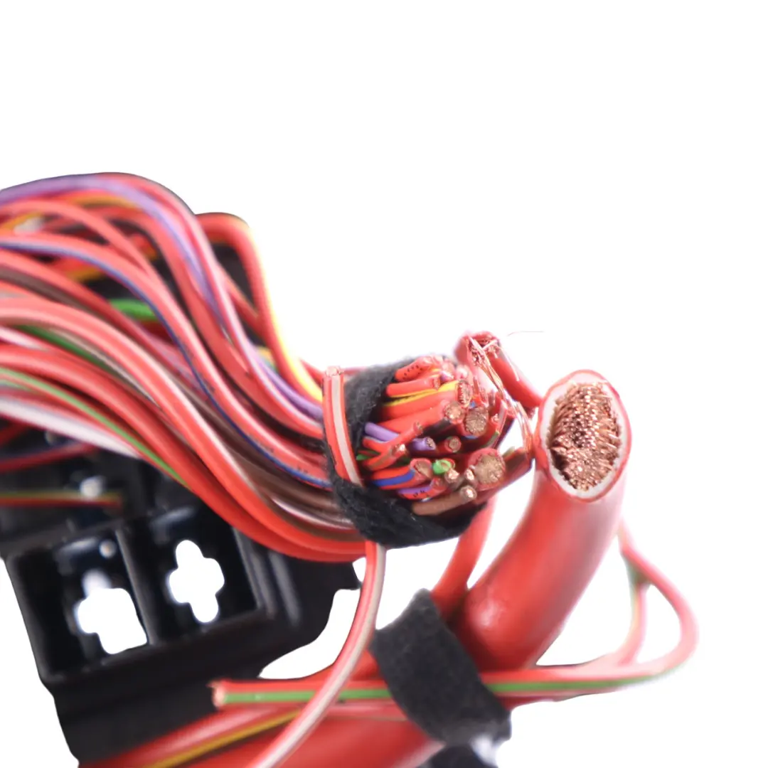 Distribution Fuse Box BMW F40 F48 Mini F56 Rear Electric Power Fuse Box to with Part number 9360501 Distribution Fuse Box BMW F40 F48 Mini F56 Rear Electric Power Fuse Box - SKU 9360501-4 - Part number 9360501