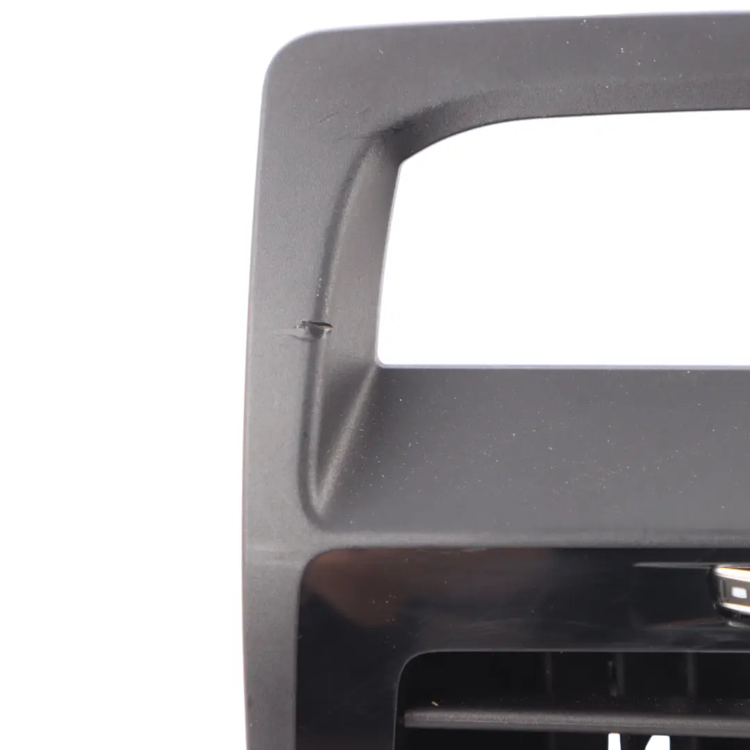 Hintere Mittelkonsole Frischluft Lüftungsgitter Düse Trim für BMW X3 G01 mit Teilenummer 9363822 BMW X3 G01 Hintere Mittelkonsole Frischluft Lüftungsgitter Düse Trim - SKU 9363822-1 - Teilenummer 9363822
