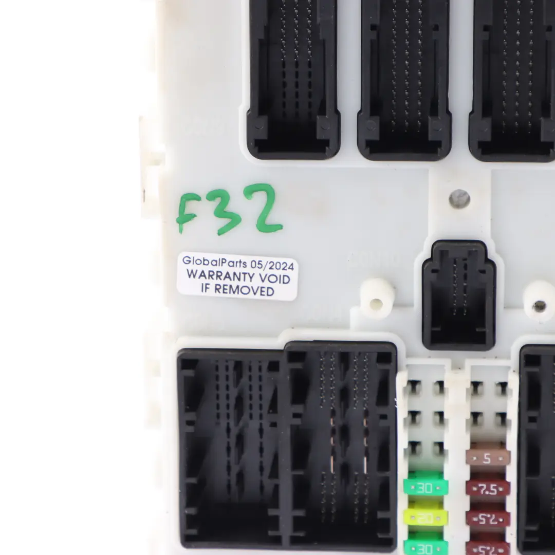 Module De Commande Carrosserie FEM LR01 pour BMW F20 F21 F22 F30 F31 F32 F36 à propos du numéro de pièce 9438731 BMW F20 F21 F22 F30 F31 F32 F36 Module De Commande Carrosserie FEM LR01 - SKU 9438731 - Numéro de pièce 9438731