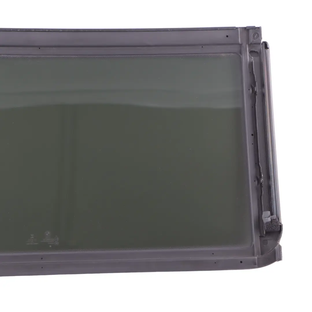 Panoramic Sunroof BMW X4 G02 F98 Rear Window Glass Cover AS3 to with Part number 9466784 Panoramic Sunroof BMW X4 G02 F98 Rear Window Glass Cover AS3 - SKU 9466784 - Part number 9466784