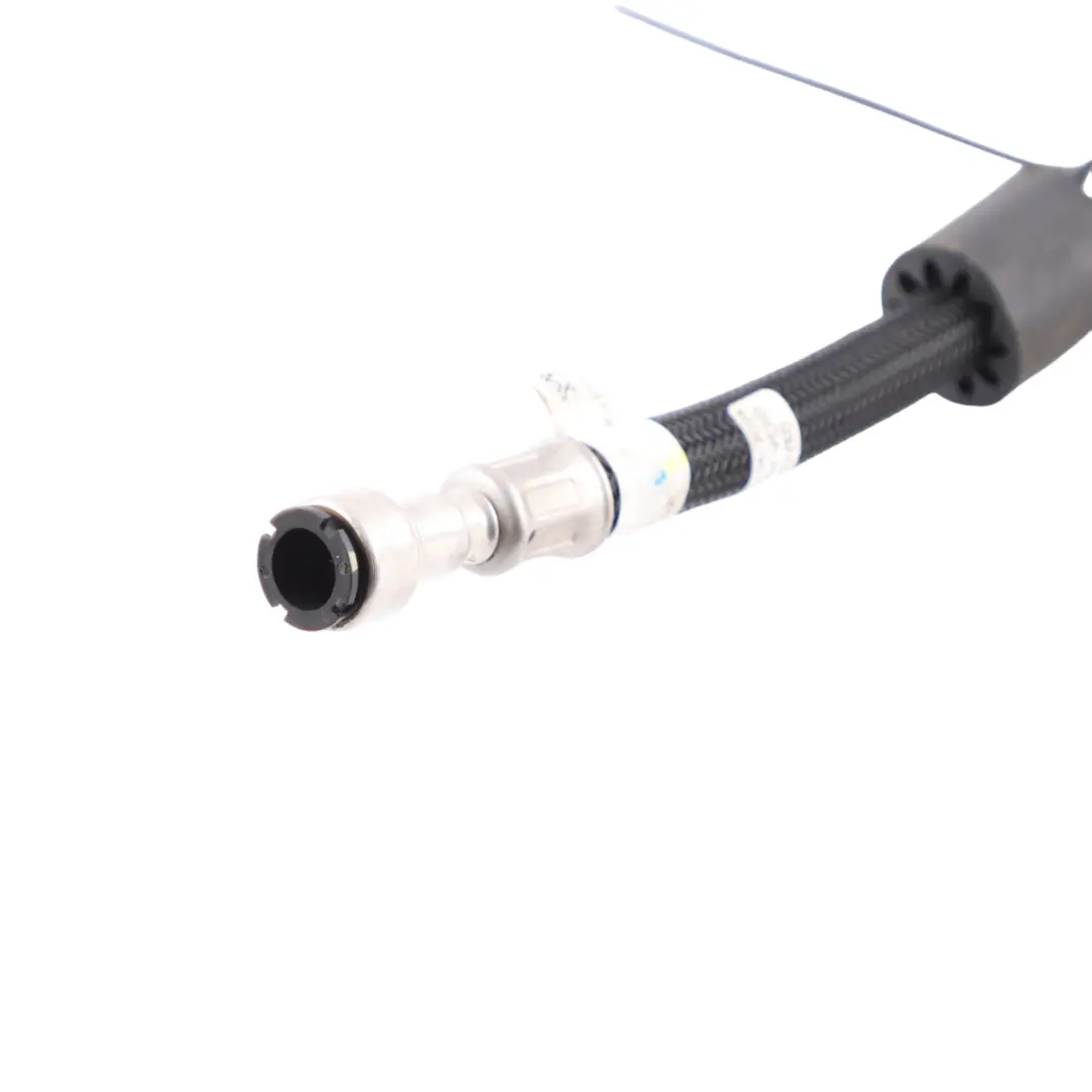 Supply Feed Pipe Line Hose to Fuel Line BMW X3 G01 with Part number 9488136 Fuel Line BMW X3 G01 Supply Feed Pipe Line Hose - SKU 9488136 - Part number 9488136