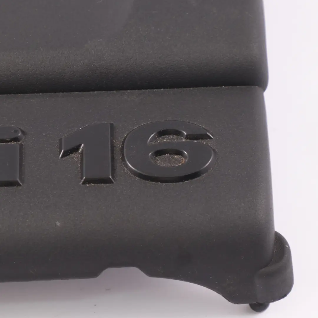 Citroen C4 1.6 HDI Engine Trim Insulation Panelling to Engine Cover with Part number 9659999980 Engine Cover Citroen C4 1.6 HDI Engine Trim Insulation Panelling - SKU 9659999980 - Part number 9659999980