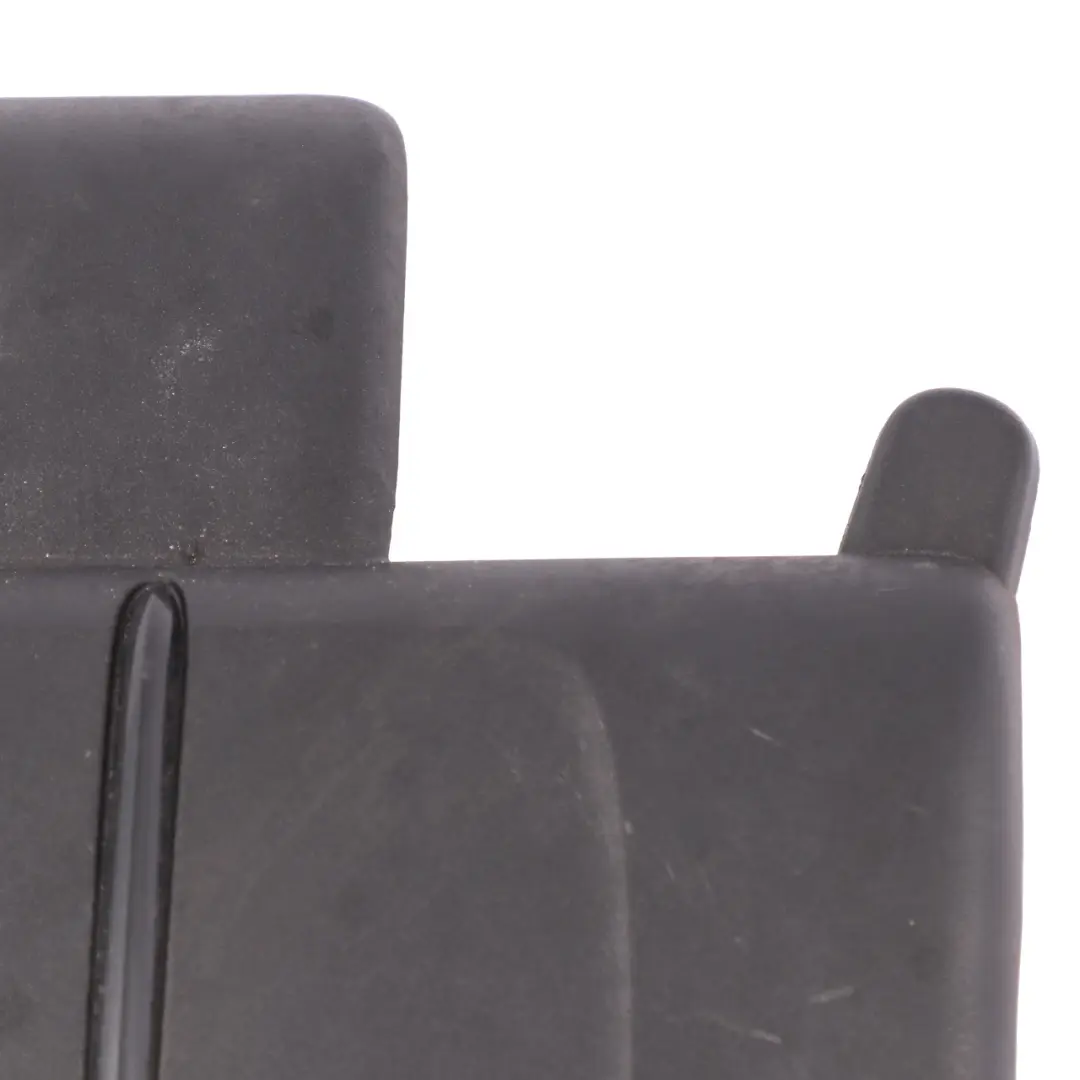 Dieel DV6TED49HZ Couvercle supérieur du moteur pour Peugeot 308 SW 1.6 HDi à propos du numéro de pièce 9684889 Peugeot 308 SW 1.6 HDi Dieel DV6TED49HZ Couvercle supérieur du moteur - SKU 9684889 - Numéro de pièce 9684889