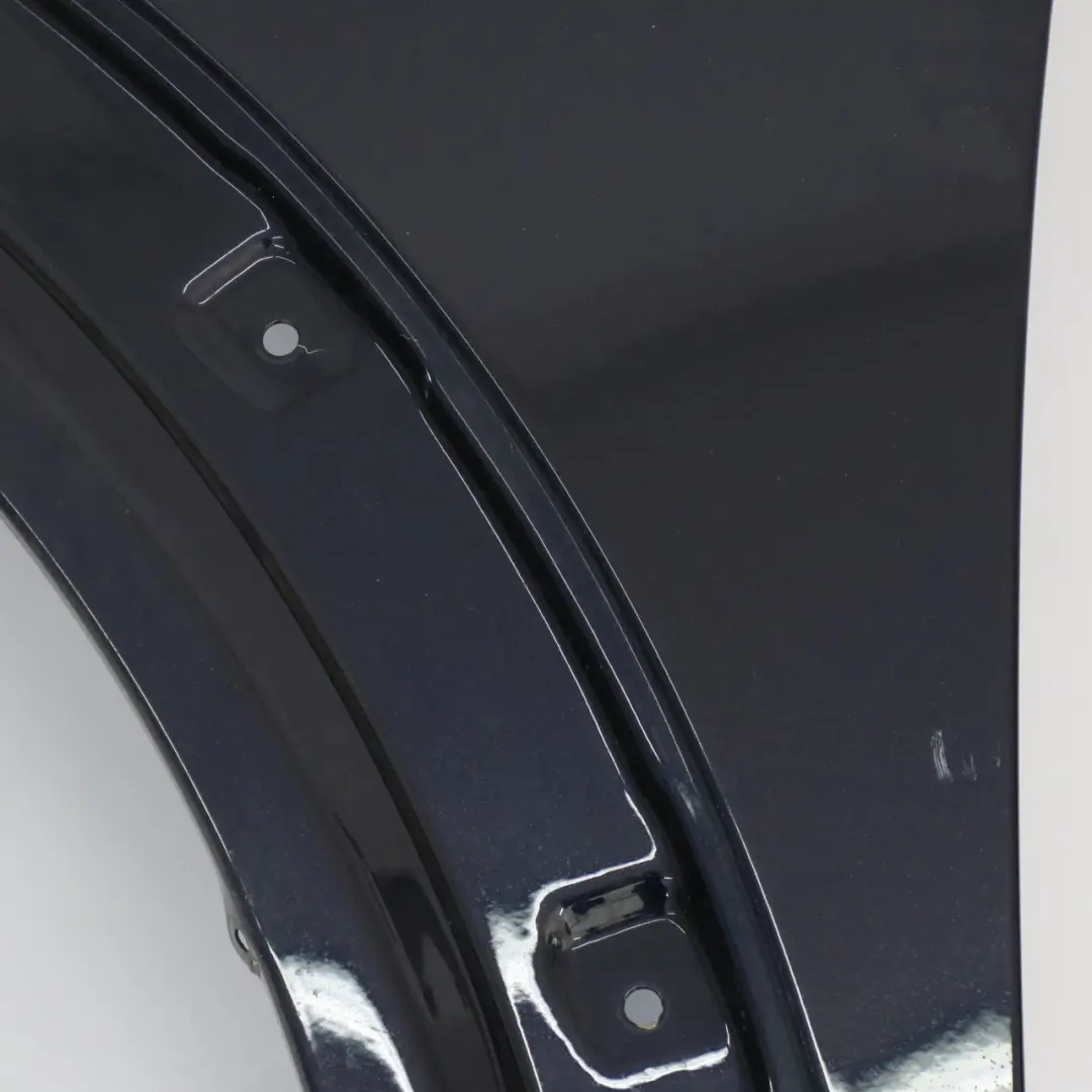 Seitenverkleidung Kotflügel vorne links Cosmic Blue Metallic - B13 für Mini R60 R61 mit Teilenummer 9805643 Mini R60 R61 Seitenverkleidung Kotflügel vorne links Cosmic Blue Metallic - B13 - SKU 9805643-COB2 - Teilenummer 9805643