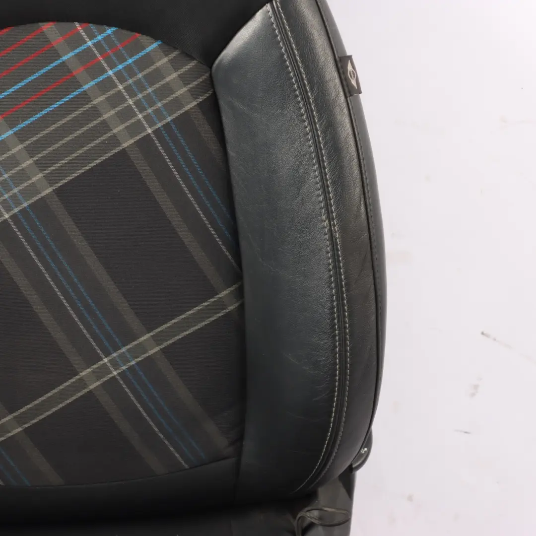 Fotel Sportowy Przedni Prawy Skóra Materiał do Mini Cooper R61 o numerze 9810232 Mini Cooper R61 Fotel Sportowy Przedni Prawy Skóra Materiał - SKU 9810232 - Numer Części 9810232