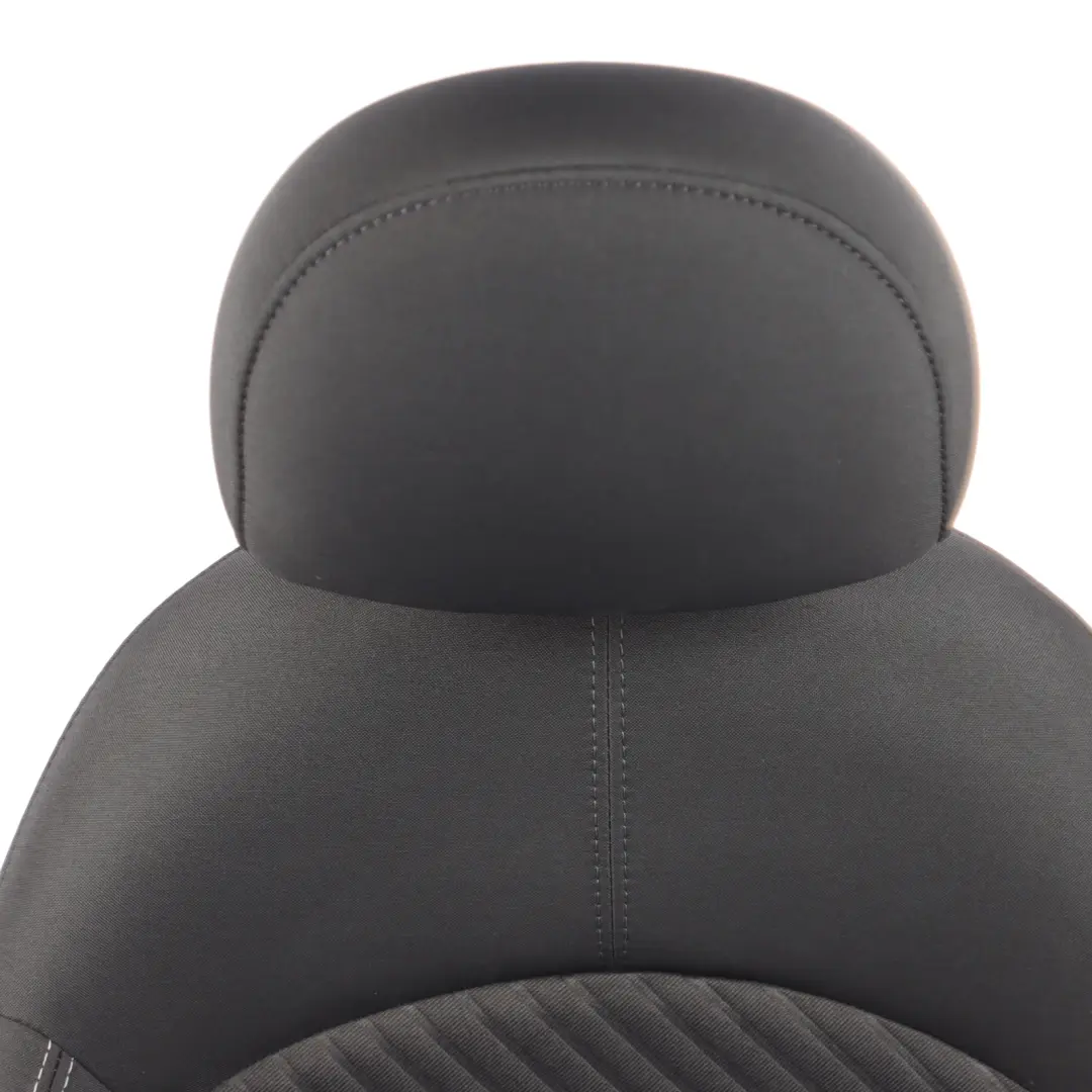 Siège avant droit Tissu sport Trajectoire diagonale Gris pour MINI R60 Countryman à propos du numéro de pièce 9811296 MINI R60 Countryman Siège avant droit Tissu sport Trajectoire diagonale Gris - SKU 9811296-1 - Numéro de pièce 9811296