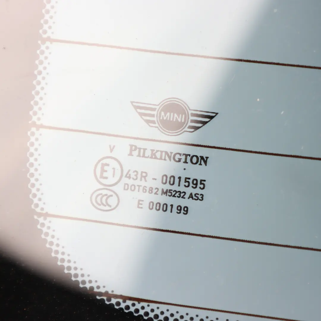 Boot Lid Tailgate Trunk Lid Light White - B15 to Mini Countryman R60 with Part number 9811574 Mini Countryman R60 Boot Lid Tailgate Trunk Lid Light White - B15 - SKU 9811574-LW3 - Part number 9811574