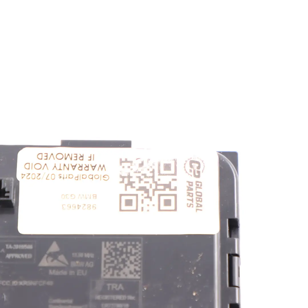  Centre Console Tray BMW G30 G31 LCI NFC Oddments Storage Socket - SKU 9824663 - Part number 9824663