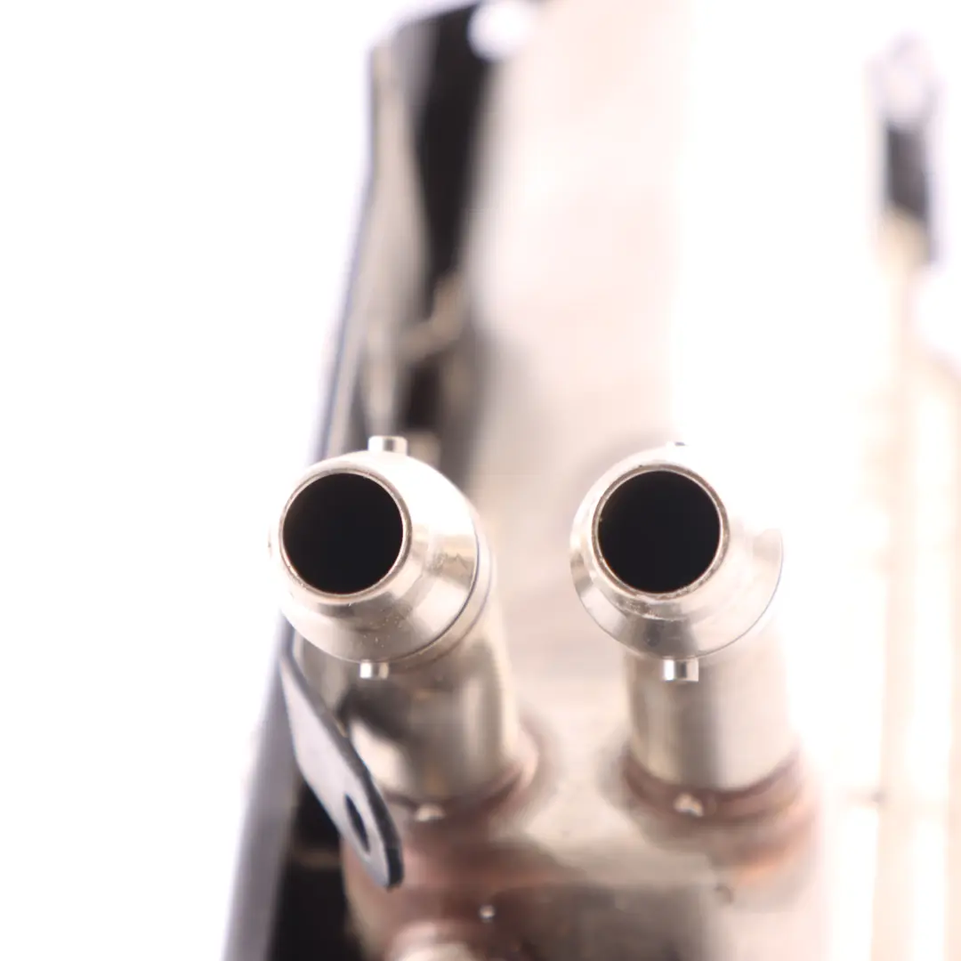 Water Heater BMW G11 G12 G20 G30 Auxiliary Electrical Coolant to with Part number 9873688 Water Heater BMW G11 G12 G20 G30 Auxiliary Electrical Coolant - SKU 9873688 - Part number 9873688