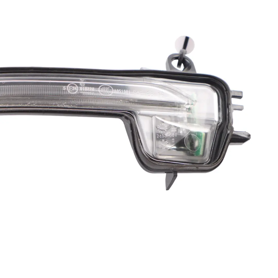 Turn Signal BMW F40 F44 Wing Mirror Right O/S Auxiliary Indicator Light to with Part number 9879128 Turn Signal BMW F40 F44 Wing Mirror Right O/S Auxiliary Indicator Light - SKU 9879128 - Part number 9879128