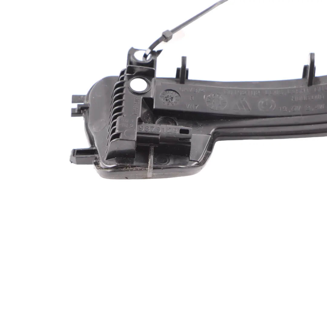 Turn Signal BMW F40 F44 Wing Mirror Right O/S Auxiliary Indicator Light to with Part number 9879128 Turn Signal BMW F40 F44 Wing Mirror Right O/S Auxiliary Indicator Light - SKU 9879128 - Part number 9879128
