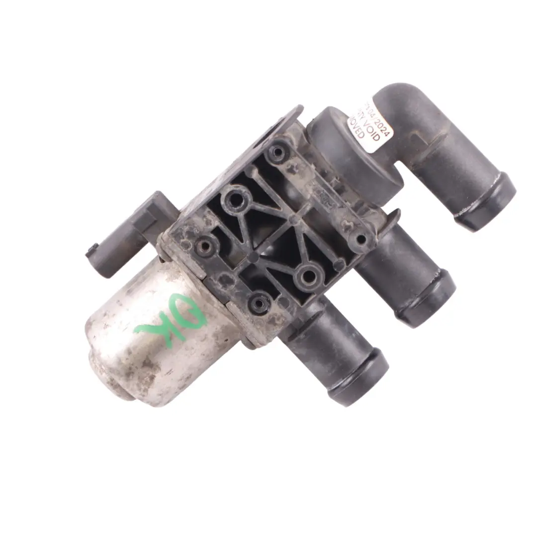 Coolant Reversing Valve BMW F01 F10 F12 F25 G30 Heater Water Valve to with Part number 9890553 Coolant Reversing Valve BMW F01 F10 F12 F25 G30 Heater Water Valve - SKU 9890553 - Part number 9890553