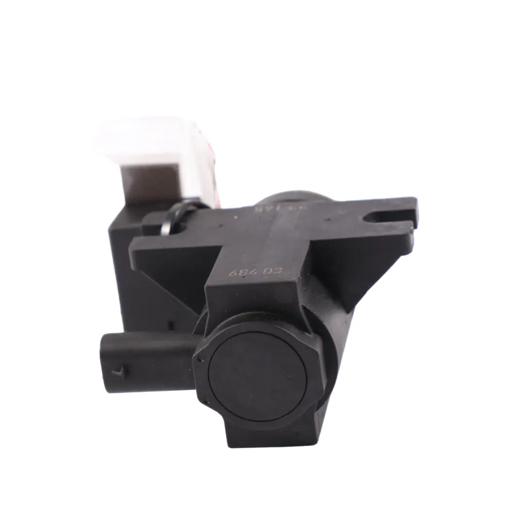 Mercedes C253 Válvula solenoide presión turbocompresor - SKU A0001531900 - Número de pieza A0001531900