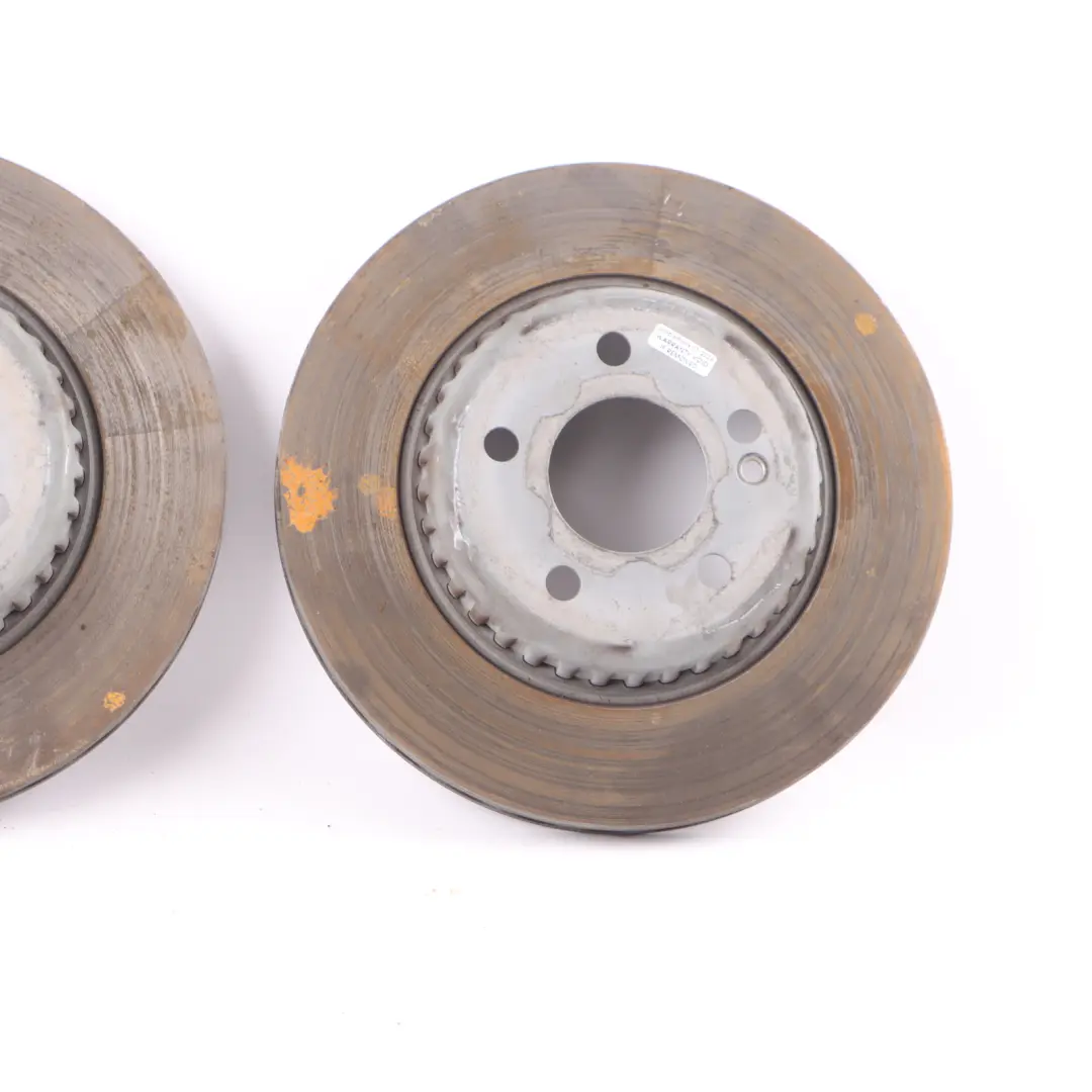 Brake Disc Mercedes W205 W213 Wheel Brake Rear Left Right N/O/S Set to with Part number A0004231812 Brake Disc Mercedes W205 W213 Wheel Brake Rear Left Right N/O/S Set - SKU A0004231812 - Part number A0004231812