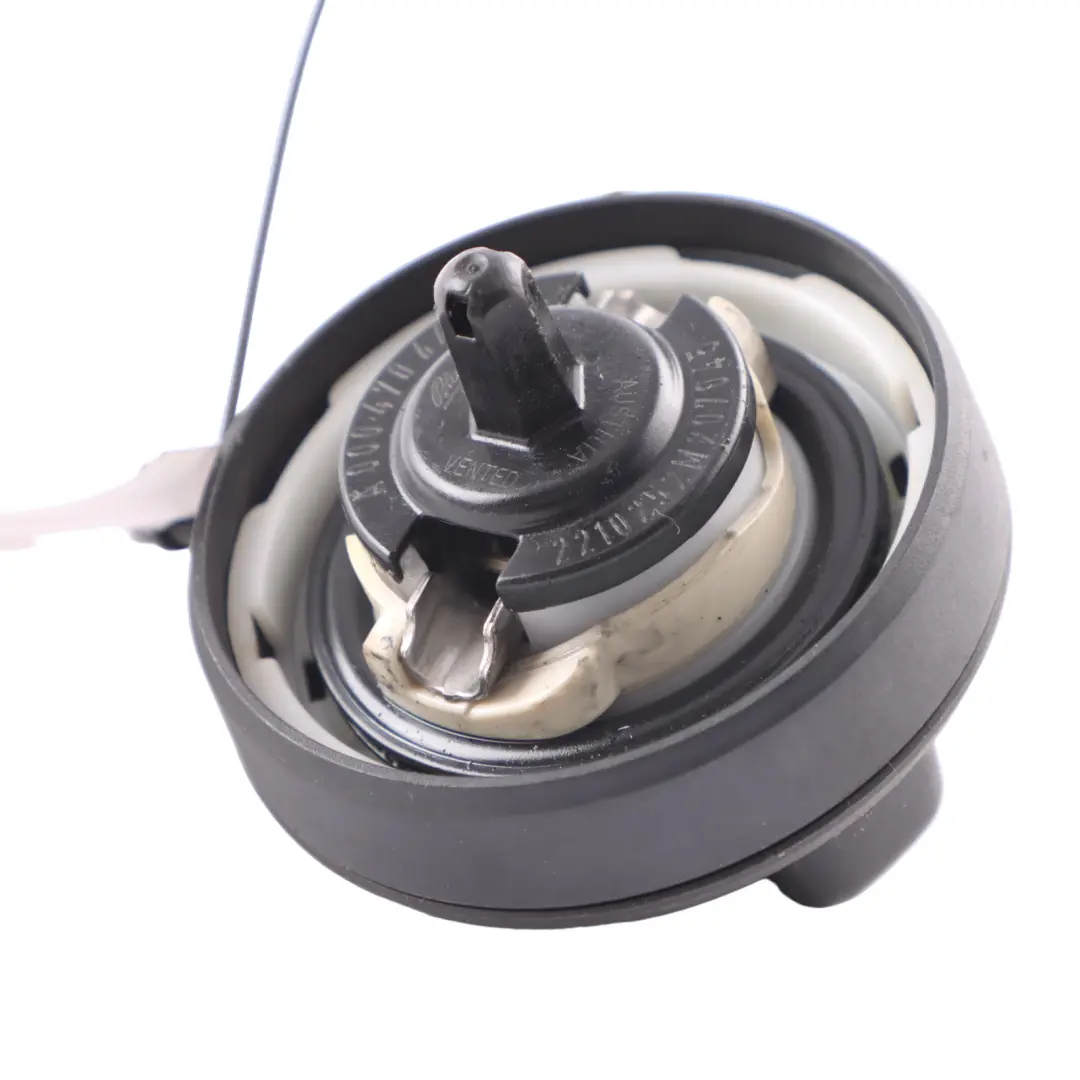 Filler Cap Fuel Tank Cover Diesel to Mercedes W177 Fuel with Part number A0004706400 Mercedes W177 Fuel Filler Cap Fuel Tank Cover Diesel - SKU A0004706400 - Part number A0004706400