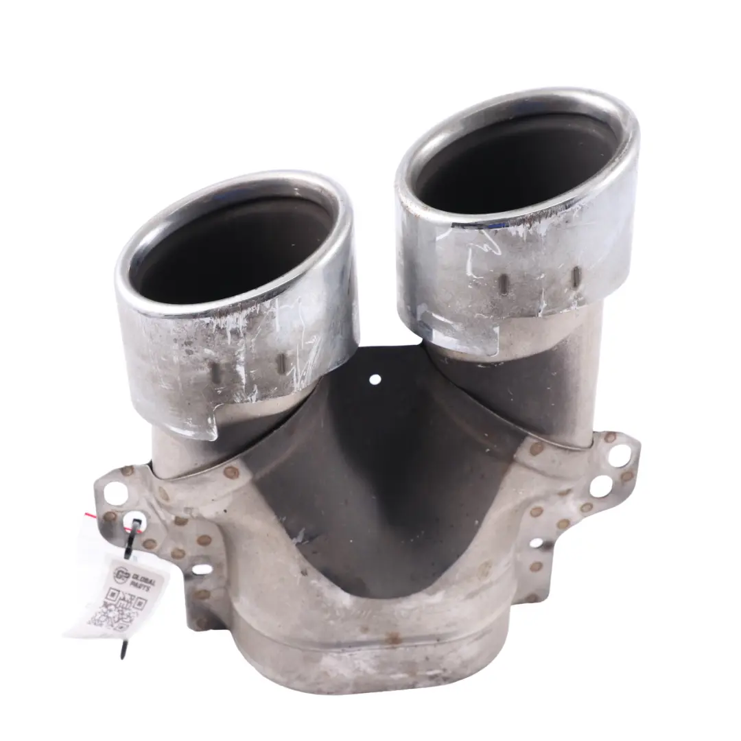 Tuyau d'échappement Mercedes GLC C253 AMG embout arrière gauche pour à propos du numéro de pièce A0004900800 Tuyau d'échappement Mercedes GLC C253 AMG embout arrière gauche - SKU A0004900800 - Numéro de pièce A0004900800