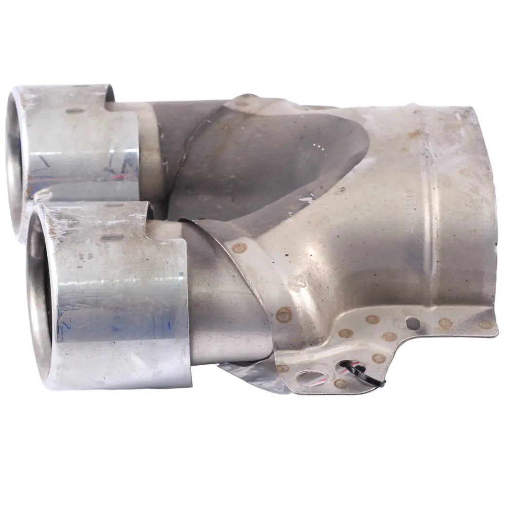 Tuyau d'échappement Mercedes GLC C253 AMG embout arrière gauche pour à propos du numéro de pièce A0004900800 Tuyau d'échappement Mercedes GLC C253 AMG embout arrière gauche - SKU A0004900800 - Numéro de pièce A0004900800