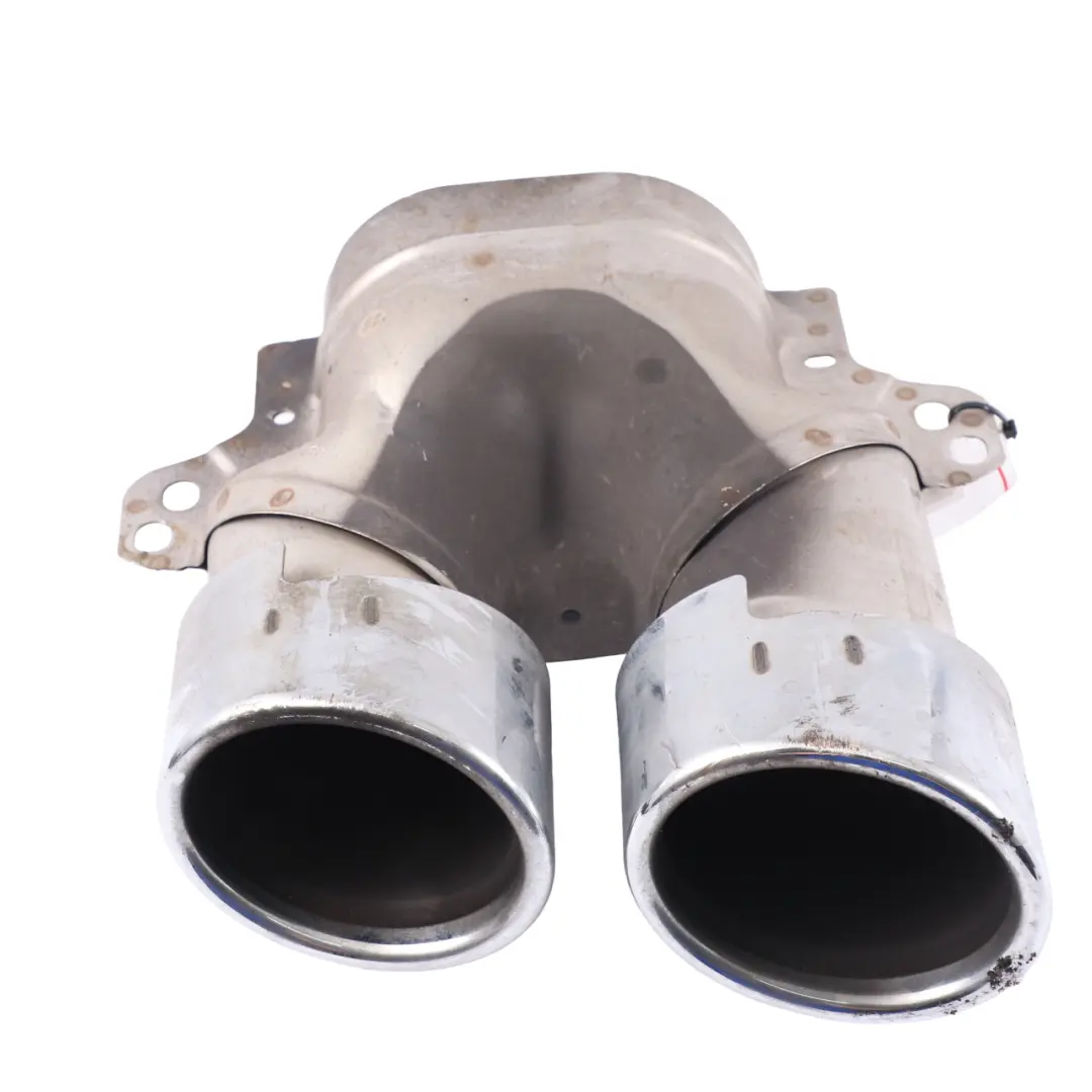 Terminale scarico Mercedes GLC C253 AMG Tubo di scarico posteriore Punta destra per con numero di parte A0004900900 Terminale scarico Mercedes GLC C253 AMG Tubo di scarico posteriore Punta destra - SKU A0004900900 - Numero di parte A0004900900