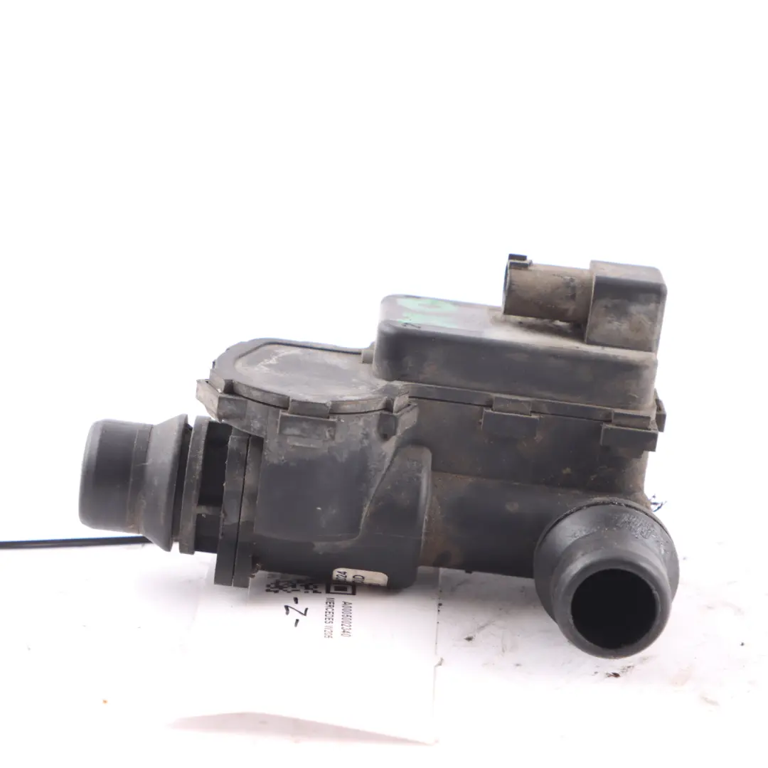 Cooling System Coolant Water Valve to Mercedes W205 Engine with Part number A0005002340 Mercedes W205 Engine Cooling System Coolant Water Valve - SKU A0005002340 - Part number A0005002340