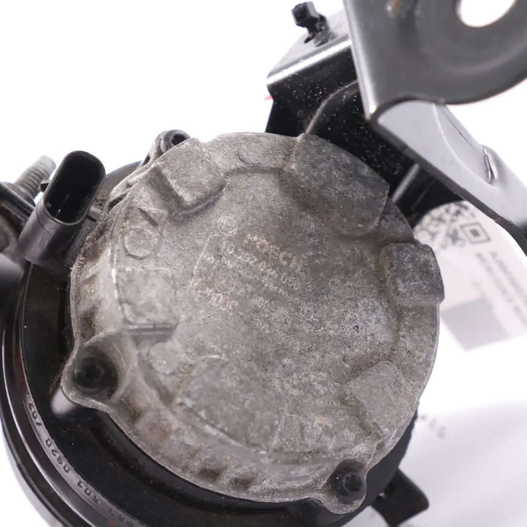 Water Pump Mercedes W205 W213 W251 Electric Auxiliary Coolant Unit to with Part number A0005002686 Water Pump Mercedes W205 W213 W251 Electric Auxiliary Coolant Unit - SKU A0005002686-3 - Part number A0005002686