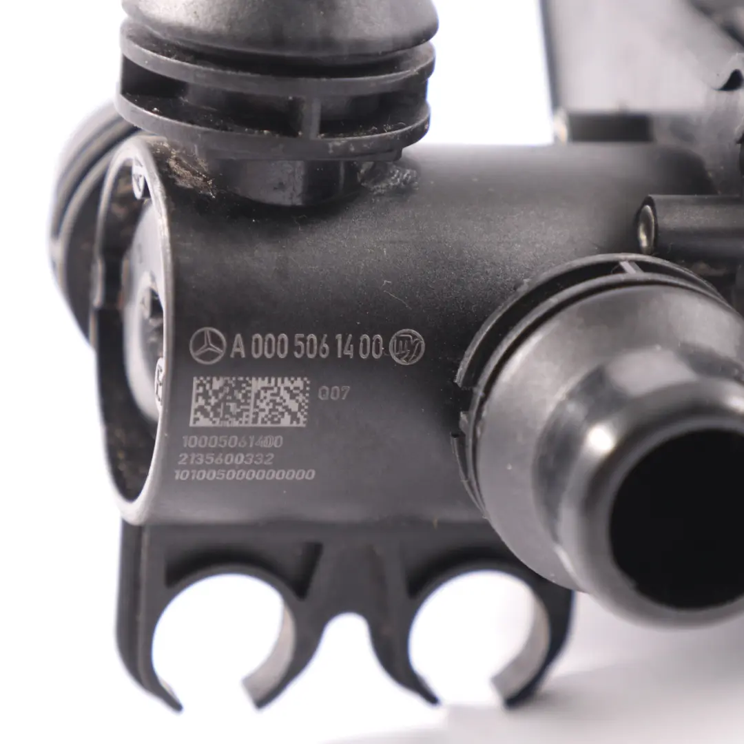 Zawór Przełączający Wody do Mercedes EQA H243 W247 o numerze A0005061400 Mercedes EQA H243 W247 Zawór Przełączający Wody - SKU A0005061400 - Numer Części A0005061400