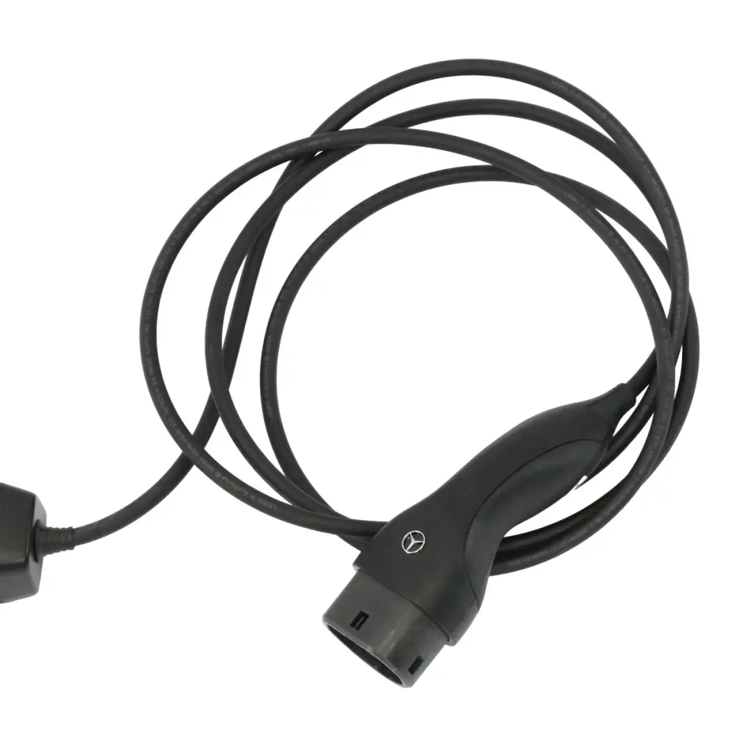 Cavo di ricarica per veicoli ibridi plug-in per Mercedes C118 X253 con numero di parte A0005835103 Mercedes C118 X253 Cavo di ricarica per veicoli ibridi plug-in - SKU A0005835103 - Numero di parte A0005835103