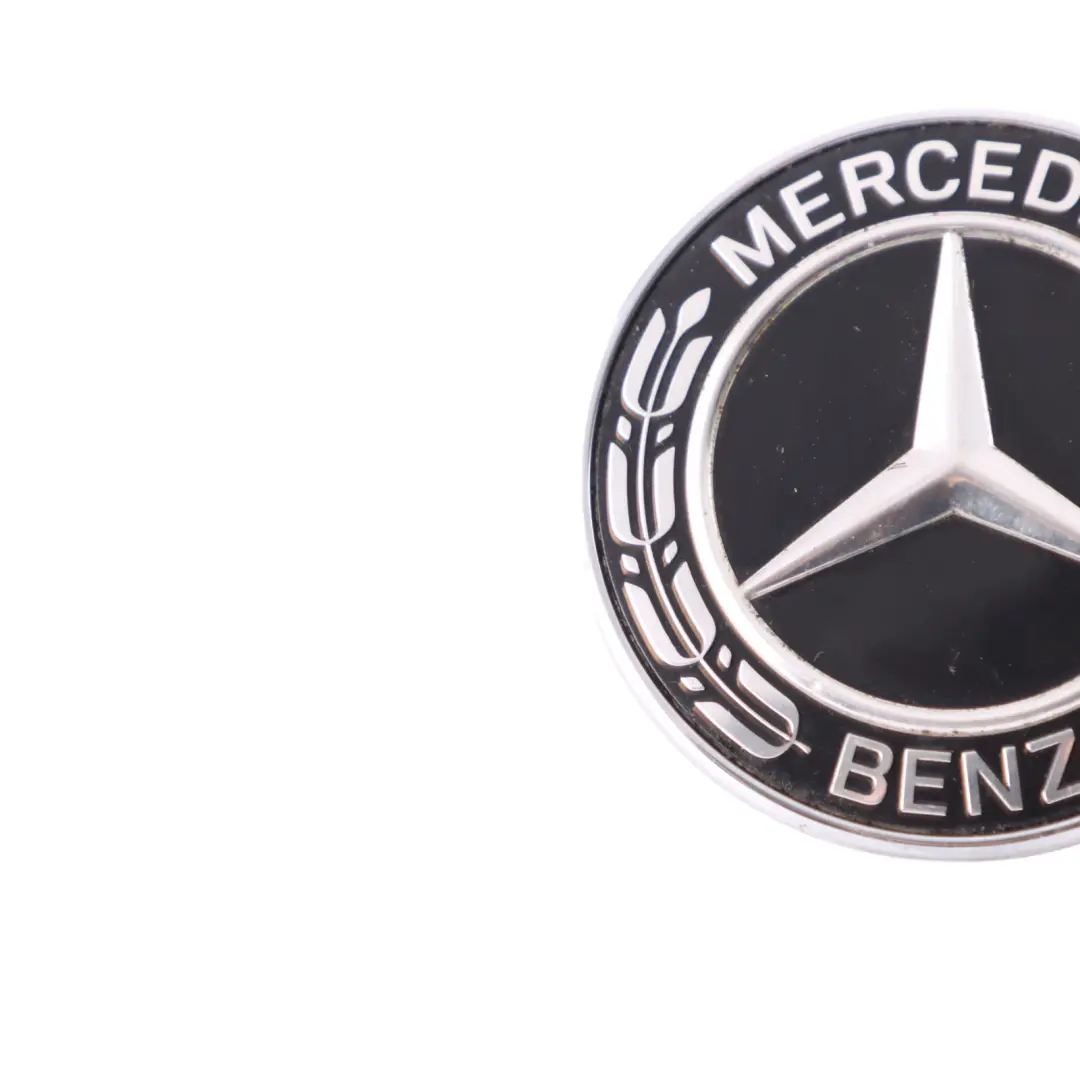 Mercedes W176 Emblemat Znaczek Logo Czarny - SKU A0008171801 - Numer Części A0008171801